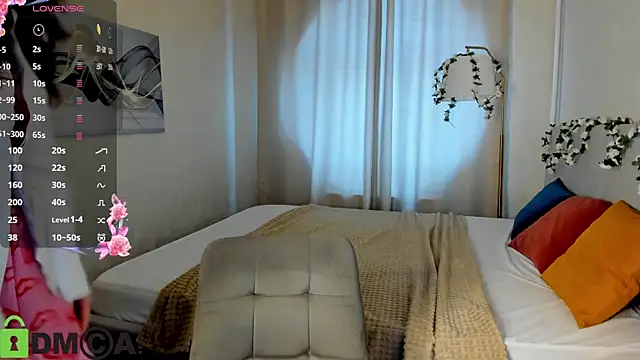 Snapshot of Barbara_Mitchel chatting on 02-14-26, 04:13 Barbara Mitchel online show from 02-14-26, 04:13