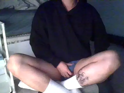 iambennet online show from 10-19-25, 05:43