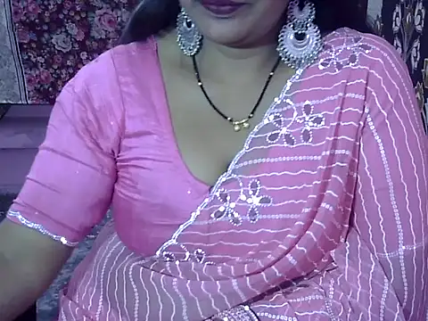 Snapshot of sunita_3 chatting on 11-15-25, 09:13 sunita 3 online show from 11-15-25, 09:13