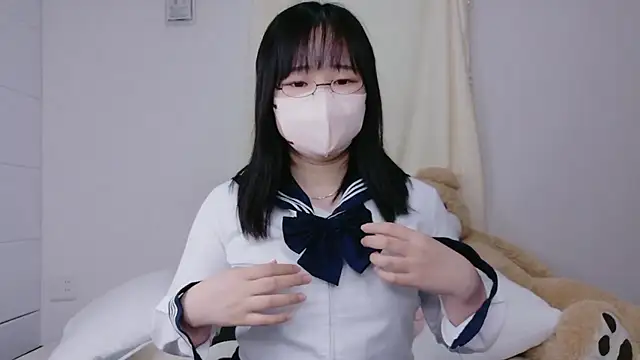 Snapshot of Nagi_25 chatting on 10-19-25, 06:38 Nagi 25 online show from 10-19-25, 06:38
