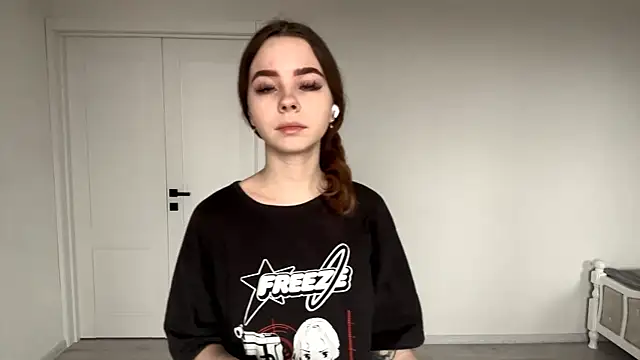 EhtelBiondi online show from 12-04-25, 08:13