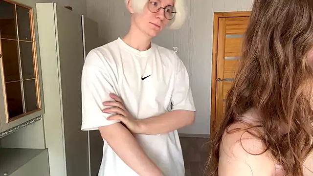 EhtelBiondi online show from 03-27-26, 08:22