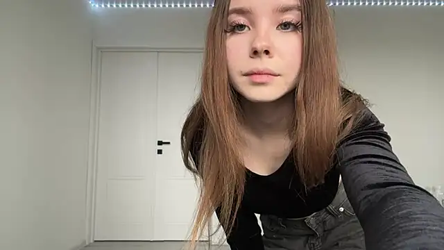 EhtelBiondi online show from 10-23-25, 08:46