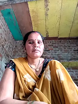 Snapshot of Nm_sanjna chatting on 06-08-26, 02:56 Nm sanjna online show from 06-08-26, 02:56