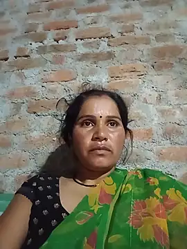 Snapshot of Nm_sanjna chatting on 07-11-26, 11:05 Nm sanjna online show from 07-11-26, 11:05