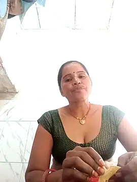 Nm sanjna online show from 10-19-25, 04:15