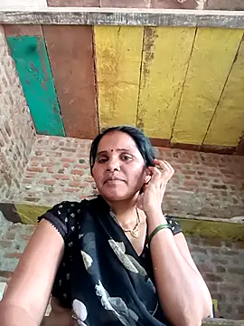 Snapshot of Nm_sanjna chatting on 06-11-26, 03:14 Nm sanjna online show from 06-11-26, 03:14