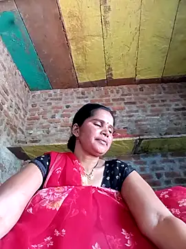 Snapshot of Nm_sanjna chatting on 06-07-26, 04:18 Nm sanjna online show from 06-07-26, 04:18