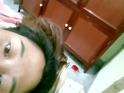 Ducky27021991 online show from 10-09-25, 04:35