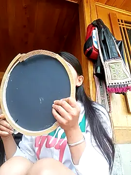 kun-love online show from 10-13-25, 02:35