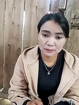 kun-love online show from 10-23-25, 02:10