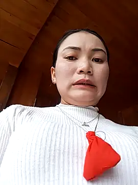 kun-love online show from 11-17-25, 06:17