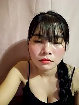 Snapshot of Mylove-here chatting on 10-11-25, 01:01 Mylove-here online show from 10-11-25, 01:01