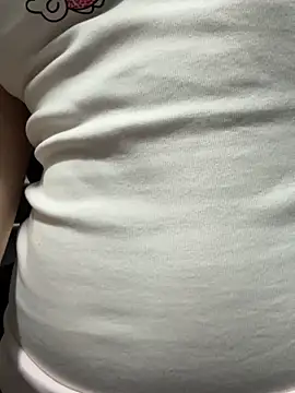 Beyeuuu online show from 03-24-26, 01:38