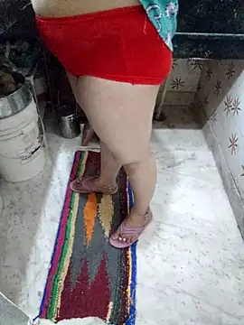 janvi 100 online show from 10-13-25, 04:36