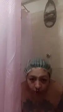 Lunabunnycreamy online show from 11-29-25, 09:37