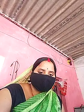 Snapshot of Cr_sonam chatting on 02-26-26, 06:35 Cr sonam online show from 02-26-26, 06:35