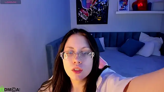 BellaWink online show from 03-12-26, 08:51