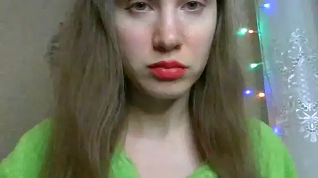 Snapshot of Lynirina chatting on 02-03-26, 11:43 Lynirina online show from 02-03-26, 11:43