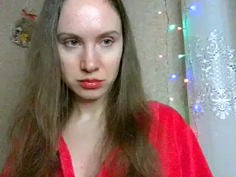 Snapshot of Lynirina chatting on 02-20-26, 01:57 Lynirina online show from 02-20-26, 01:57