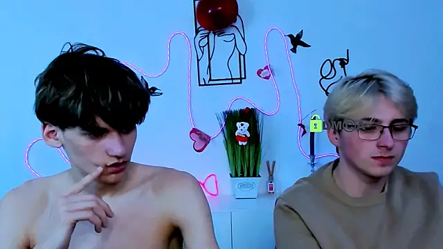 Snapshot of rico_steel chatting on 02-19-26, 07:55 rico steel online show from 02-19-26, 07:55