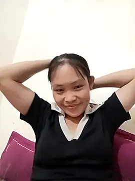 Snapshot of Young_vietnamese chatting on 10-16-25, 01:30 Young vietnamese online show from 10-16-25, 01:30