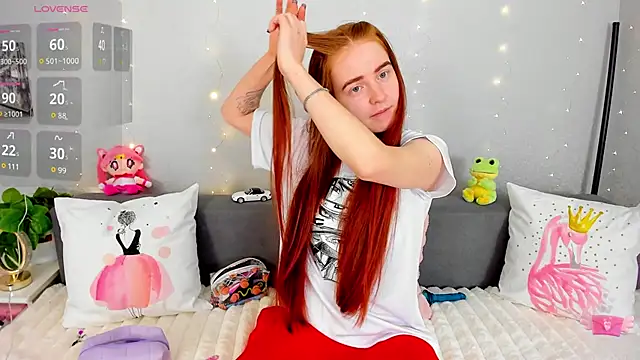 Evarey  online show from 12-23-25, 06:45