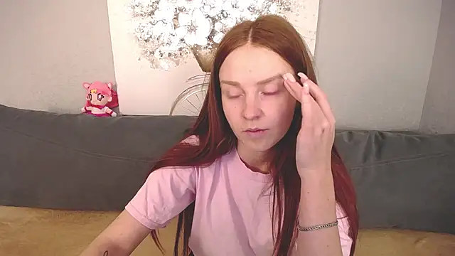 Evarey  online show from 10-18-25, 11:12