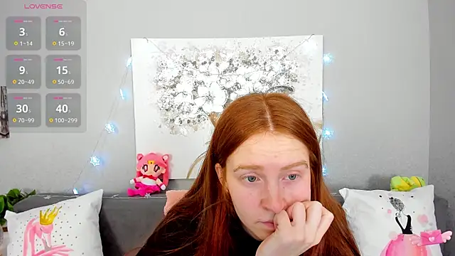 Evarey  online show from 12-20-25, 06:16