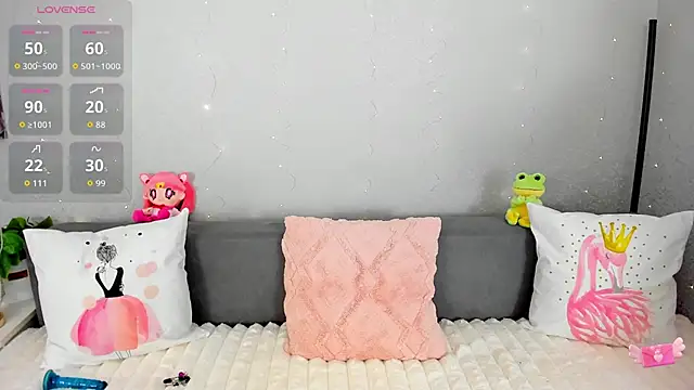 Evarey  online show from 12-22-25, 05:29