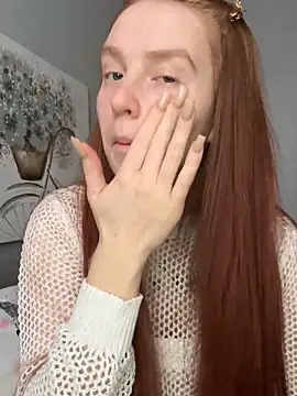 Evarey  online show from 11-24-25, 06:24