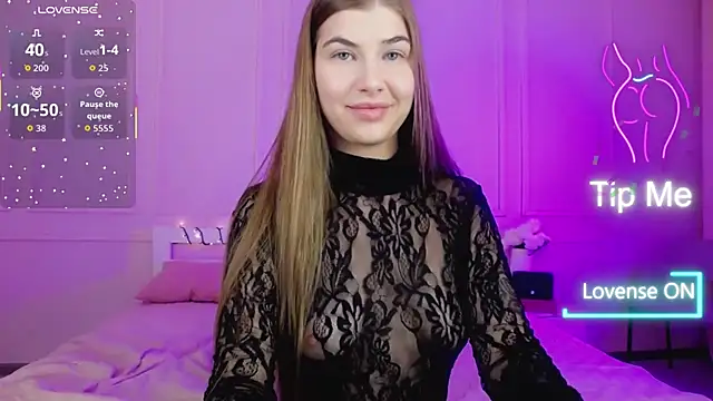 LexieSugar online show from 11-18-25, 04:32