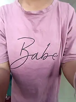 anshika0124 online show from 11-18-25, 04:49