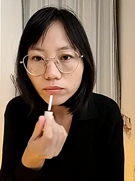 nini10052025 online show from 11-03-25, 07:06