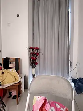 nini10052025 online show from 11-22-25, 01:15