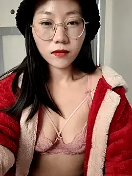 nini10052025 online show from 12-05-25, 04:22