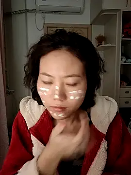 nini10052025 online show from 11-18-25, 04:21