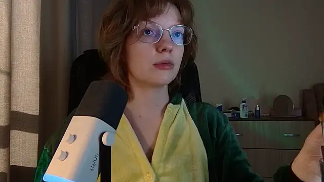emymayy online show from 03-18-26, 12:51