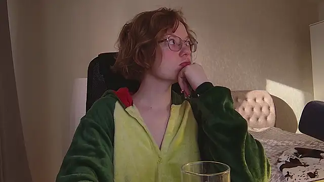 emymayy online show from 06-22-26, 03:12