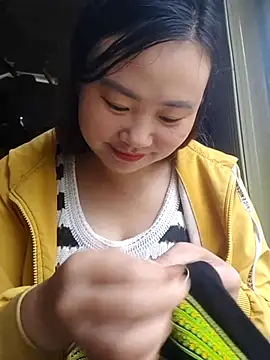 pi-pi-00 online show from 10-07-25, 02:56