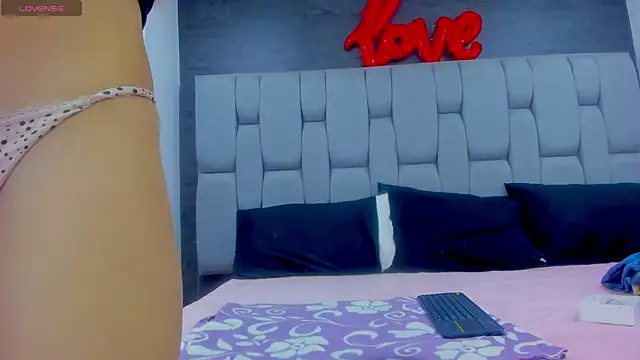 Abby-horny online show from 10-08-25, 08:42