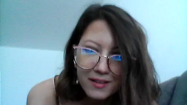 Snapshot of Karivane chatting on 03-01-26, 08:25 Karivane online show from 03-01-26, 08:25