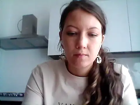 Snapshot of Karivane chatting on 02-14-26, 03:45 Karivane online show from 02-14-26, 03:45