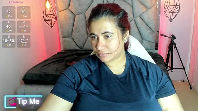 Addyy 02 online show from 05-27-26, 06:59
