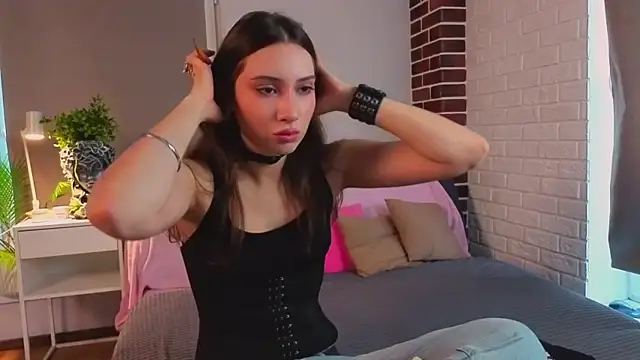 MissyHuf online show from 10-14-25, 07:42