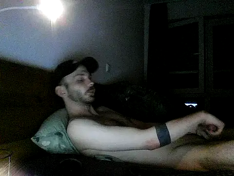 MolleDolle online show from 10-26-25, 03:40