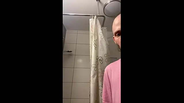 MolleDolle online show from 06-24-26, 03:21