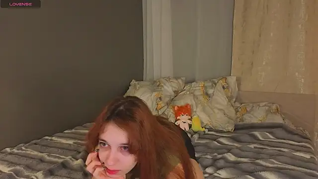 kitsun ne online show from 10-20-25, 08:20