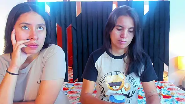 Sofy and Mia online show from 10-07-25, 12:50