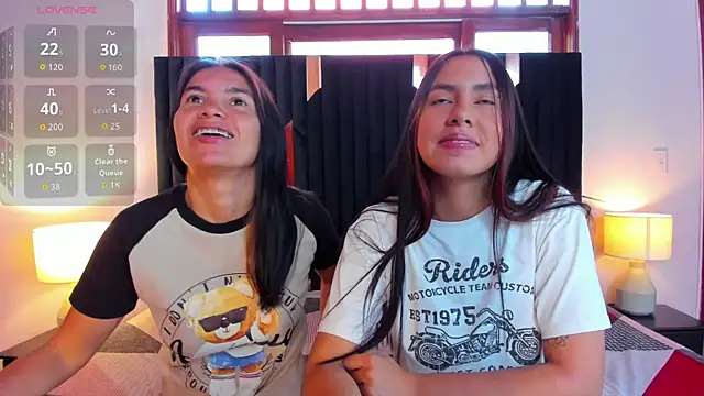 Sofy and Mia online show from 10-24-25, 12:04